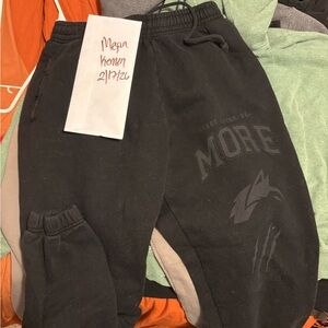 Alphalete Black and Gray Sweatpants